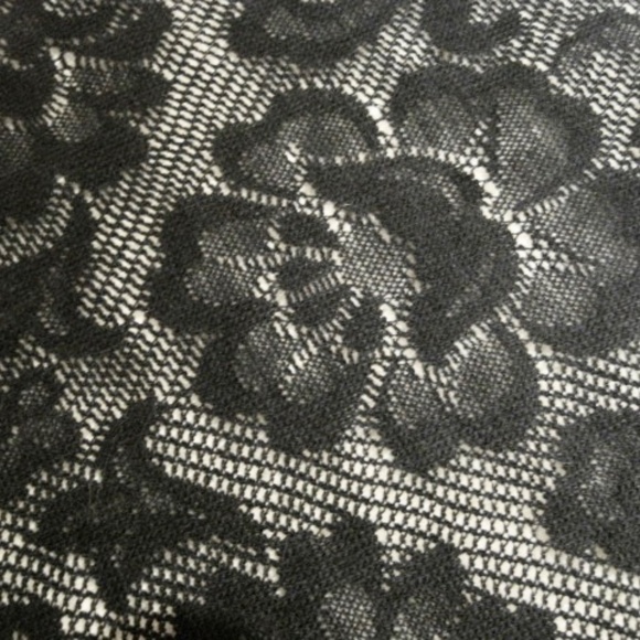 Triangle Lace Fringed Shawl - Picture 5 of 7